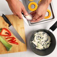 Set di coltelli e tagliere in legno di bambù